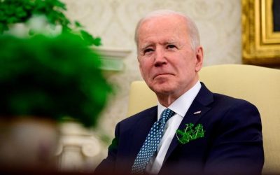 ¡Quítenle a Biden el maletín nuclear!
