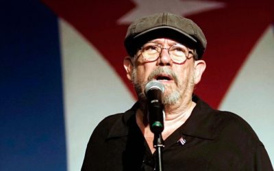 Comparto el audio y la transcripción de algunos fragmentos de la entrevista que Felicitas Bonavitta le hiciera a Silvio Rodríguez. Imperdible.