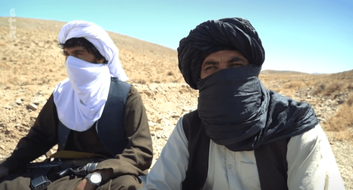 COMPARTO ESTE DOCUMENTAL DE 36 MINUTOS FILMADO EN UNA REGION DOMINADA POR LOS TALIBÁN. ESCENAS Y DIÁLOGOS INCREÍBLES, DE GRAN VALOR EDUCATIVO
