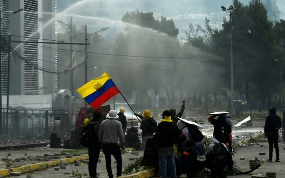 Dolarización y un Estado “desmantelado”, las causas de la violencia en Ecuador, mi nota para Página/12