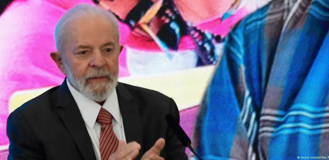 Mientras Brasil crea universidades, Milei las destruye